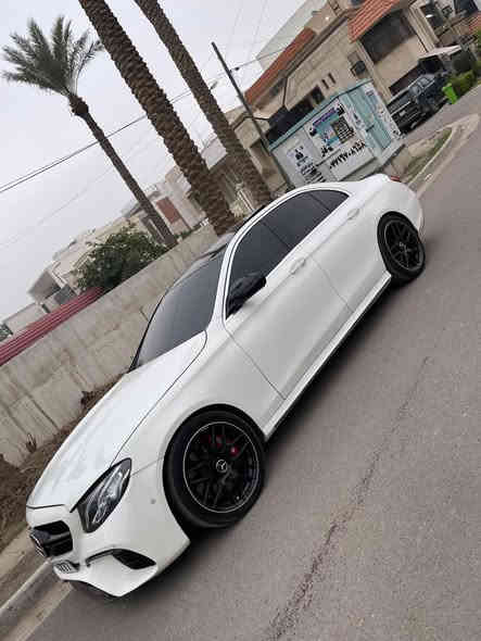مارسيدس فئة E300 
رقم بغداد
موديل 2017
بانوراما 
حادث (جاملغ ايسر وباب السائق فقط)
والبنيد مصبوغ لكن مو من حادث 
فقط صبغ والسيارة مابيها حادث بالبجم                 
السعر ٢٥٥ ورقة  
العنوان / بغداد ***********
