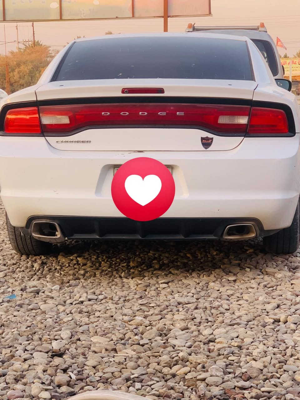 جارجر معلايه اصل 2013 معلايه 14حادثها جاملغ خلفي بدون دواخل بشرط ماشيه 135 رقم بغداد مكينه كير حداديه كفاله شرط التحويل عليها غرامه مليون تنزل من السعر 
السعر 110$ سعر اوبتيما ***********
