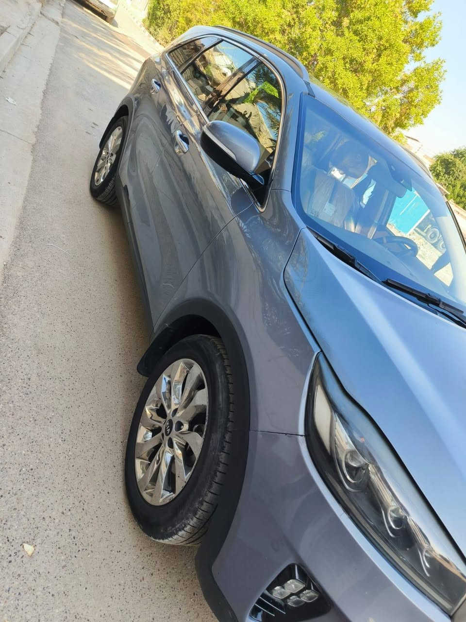 يالله سلام عليكم سورنتو أمريكي 2019 تخم تاير جديد محرك ٤ سلندر حادث خشم البجم حادث خفيف  كلش السعر ١٧٤ بيه مجال بسمي السياره مكاني بغداد ***********     اسيا ***********
