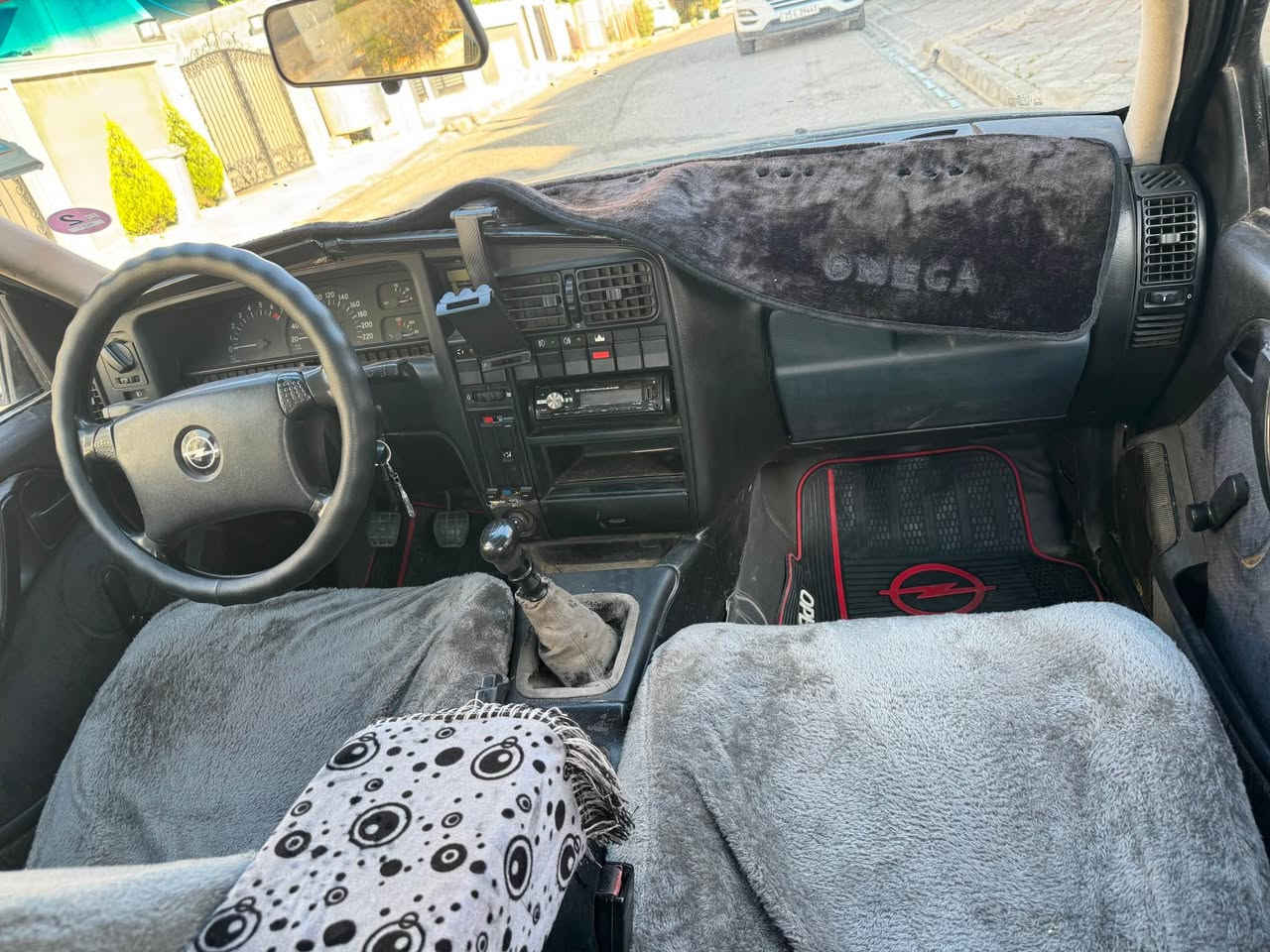 موديل 1993. سنوي تازه به سه ر حووه   به ناو خومه. شرط. تحويل واكاله   غرامه.  موصفات  سلايت كهرابي  جوار ته يه تازه ويل تازه  مه كيني تازه سياره  جوان واك خوي  عنوان جمجه مال.    سعر. 30 ورقه قوفل      ***********  واتساب كركوك, العراق
