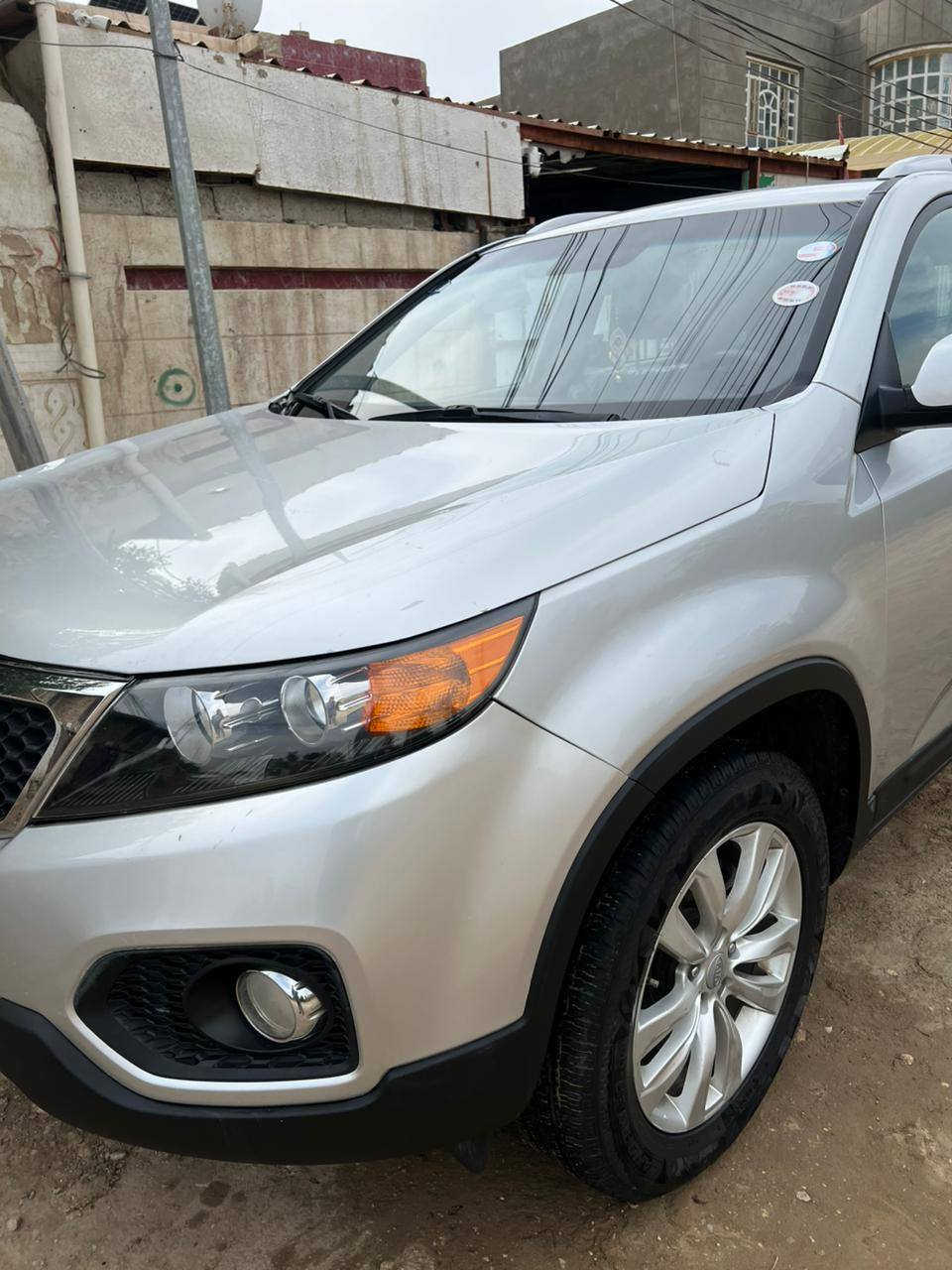 السلام عليكم ((ادوات ادوات كلك))
سورنتو 2013 اصل كاز 
دخول جديد جديده بالكارتون شرط فلينه 
((متومه ارقام وسنويه جنوبي اصلي الانكليزي سنويه عظم عاج الله شاهد مسويهم 8 اوراق شرط حاسبه)) فول مواصفات للاخير عده الفتحه مكينه كاز سوبر صفر جارج شلعه اقوى من البانزين شرط وبيها حصه كاز بكل محافضات العراق 🇮🇶 سياره بالكارتون جديده شرط ما بيها نقص برغي سعر 61 وبيها مجال قليل حك الجيه ***********
