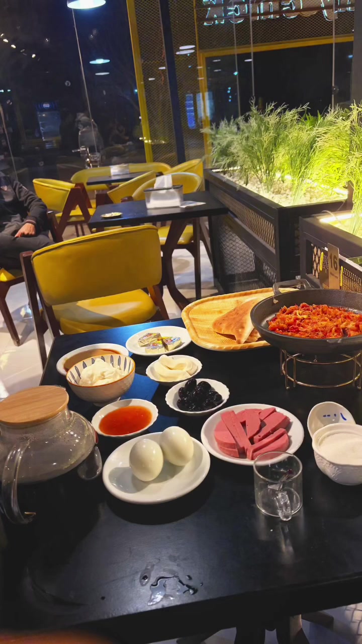 🌙✨ رمضـان كريــم ✨🌙

🔥 سحور MyChick 🔥

شخص واحد : 8000
شخصين : 15000
ثلاث اشخاص : 20000

- و إذا مزاجـك غربـي ؟ 🍔😉
كل المنيو الغربي متوفـر .

🕓 نستقبل طلباتكم يومياً من الساعة 4 عصراً لغاية الساعة 4 فجراً .

رمضانكـم مبـارك 🤍

و سحوركـم علينـا 🔥🌙

.
.
.

المنيو الألكتروني:

https://MyChick.rf.gd/Menu

للأستفسار و الطلبات يرجى التواصل على الأرقام التالية :

📞 077-800-45-111
📞 077-800-45-222

📍 خانقين - شارع الملعب - مجاور اسواق الوند

-


**إذا كنت صاحب هذا الإعلان وتريد حذفه لأي سبب، رجاءا أرسل رسالة إلى الدعم الفني**