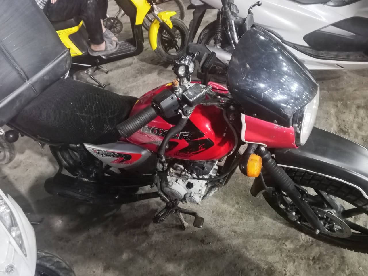 دراجه بوكسر البيع موديل 2020/بكاني بغداد بلديات السعر 9000الف فقط وهاذ رقمي ***********
