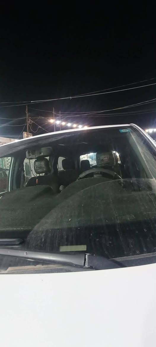 دودج كرفان
لون ابيض

داخل اسود 
كشنات سياحي  

رقم بغداد باسمي

حادث امريكا باب وجاملغ جهة العبري الخلفيات مصبوغات كلير 

حادث العراق  جاملغ امامي وخلفي جهة السائق اثر حادث دراجة وباب سلاييد جهة السائق مبدل نفس اللون والاصلي موجود

***********

بيع ومراوس شعندك نزل /السيارة موديل 2015
