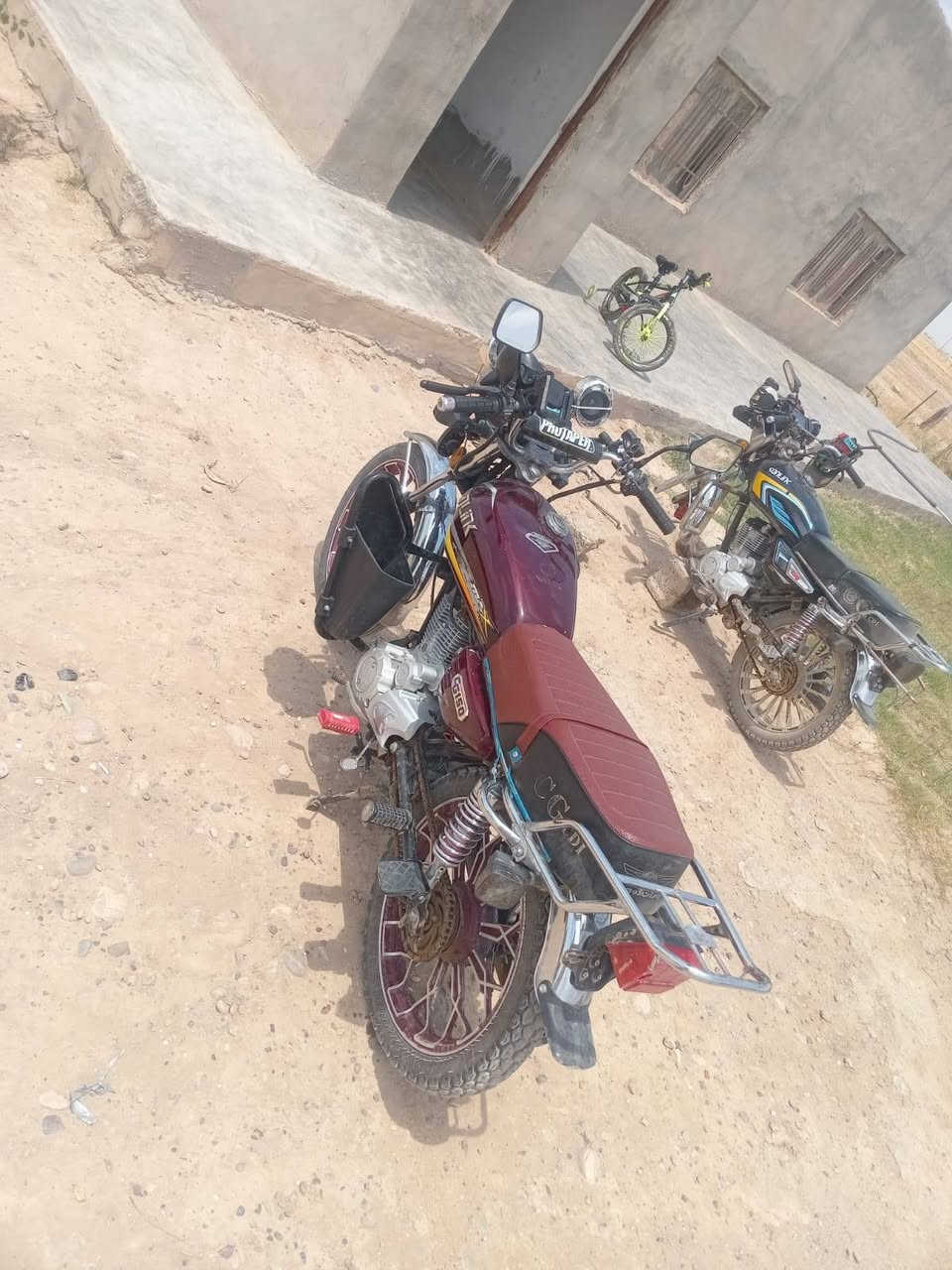 السلام عليكم دراجه للبيع موديل 25 محرك 200 دراجه للبيع موديل 24 محرك 150 الاستفسار على هذا الرقم***********
