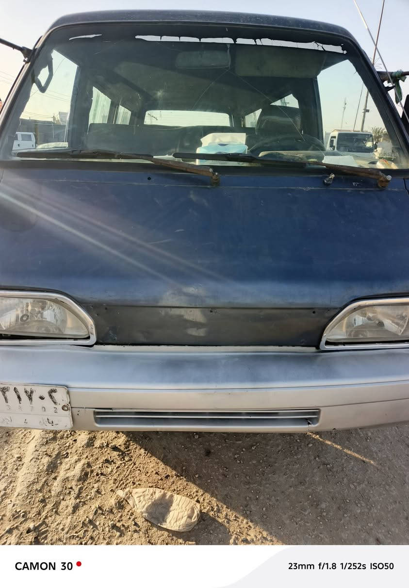 سلام عليكم لبيع كيا بستا موديل 93 سنويه  ناهيت 26 يعني ماصاقطه مصفره خط وبحث ومرور جاهزة لشغل مكان ديوانيه وذا اكو مراوس بسياره صغير عادي ***********
