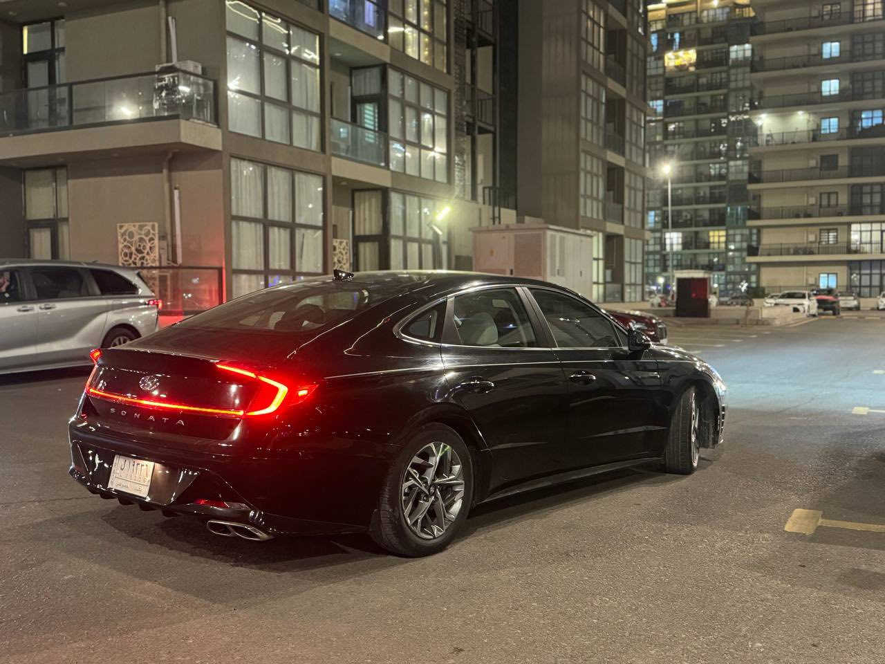 للبيع سوناتا 2023 ✅✅

سعرها ادخل ع رابط https://t.me/carssofiraq/15246

امريكية
ماشية 27,000 mile

حادثها بسيط جاملغ وشوية من البنيد
موجودة صور الحادث
محرك 2500 المرغوب 

مواصفاتها:
بانوراما
نقاط عمياء 
كير دكم
رادار
حساسات خلفية
تشغيل عن بعد
شحن لاسلكي
شاشة دجتال كبيرة
صندوق ذكي 
كيجات دجتال
اربع مودات سياقة
داخلها ابيض صدفي
مكان بغداد 
تلفون ***********
.
.
🚗اعرض سيارتك ع اقوى قناة تلكرام للبيع و شراء سيارات ادخل ع رابط 
👇👇
https://t.me/carssofiraq
