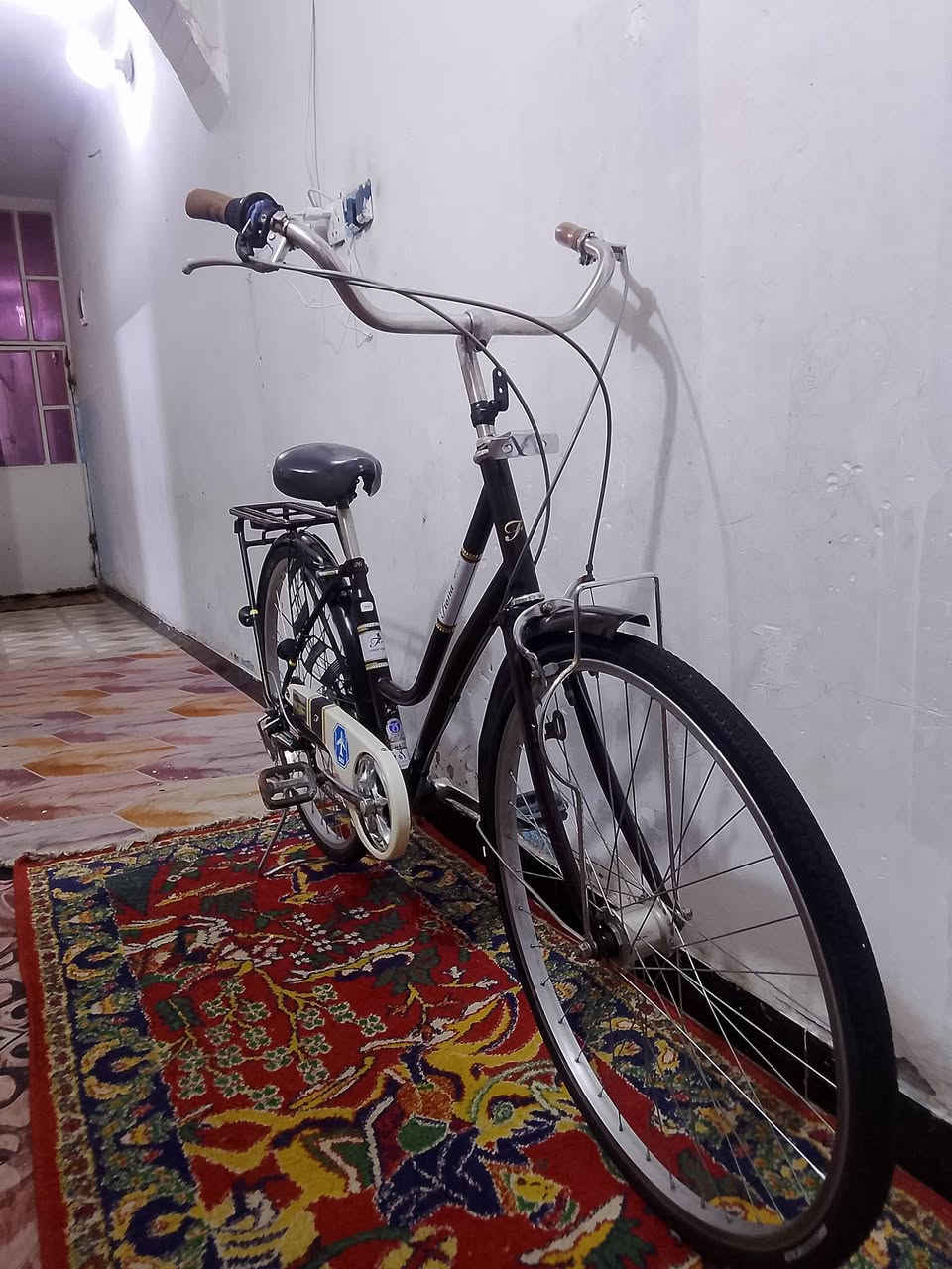 سلام عليكم شباب بايسكل برج ستون عالي مديل 17 نزلته حاويه صارلي 3 اشهر 
نزلته 150 الف رايده 130 وبي مجال قليل العنوان بغداد الحسينيه مال الراشديه 🤝


**إذا كنت صاحب هذا الإعلان وتريد حذفه لأي سبب، رجاءا أرسل رسالة إلى الدعم الفني**