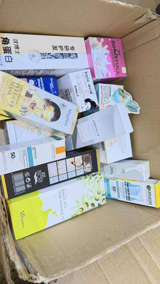 شلعه كارتون عنايه كل 15 قطعه بكارتون اليريدها خاص


**إذا كنت صاحب هذا الإعلان وتريد حذفه لأي سبب، رجاءا أرسل رسالة إلى الدعم الفني**