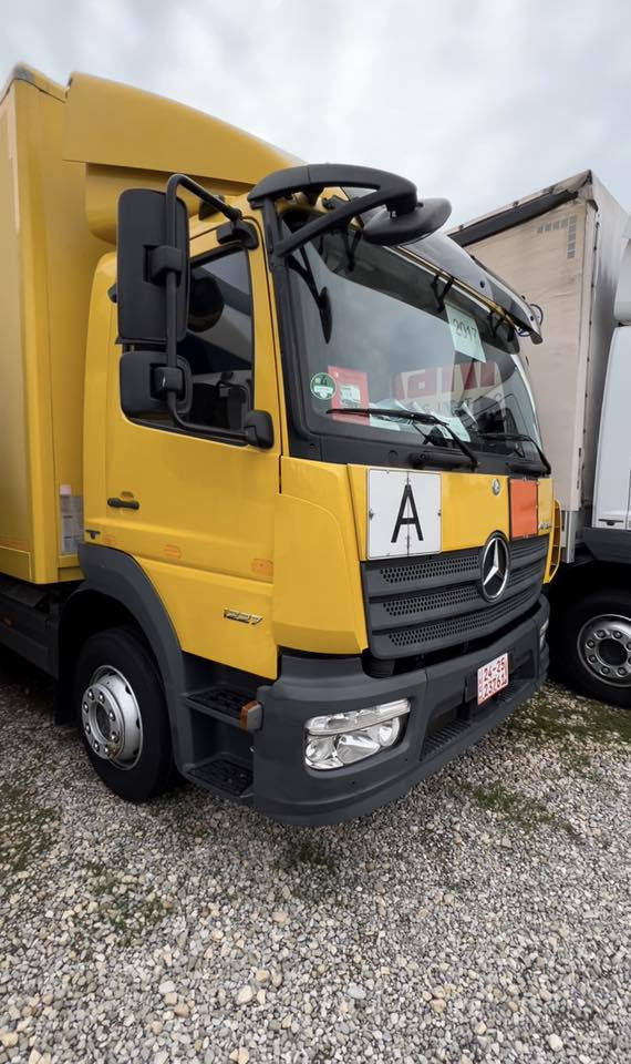 ماشاءالله تبارك الله
موديل 2017حجم1227
فول مواصفات 
مكفول كفاله عامه 
ماشي380ألف
مكان سليمانية 
***********📞
