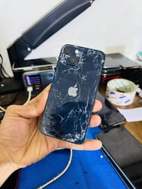 آيفون ١٣ • ايكلود مقفول • ظهر مكسور