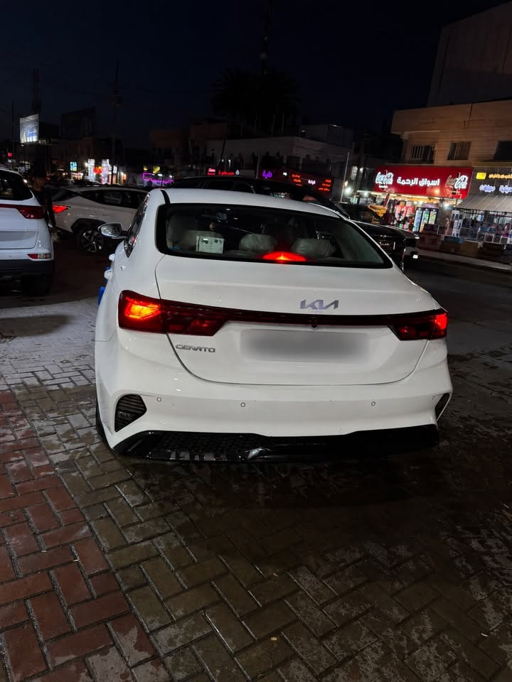 السلام عليكم كيا سيراتو موديل 2022
فول مواصفات كفاله عامه رقم بغداد بأسمي ماشيه 79

***********
