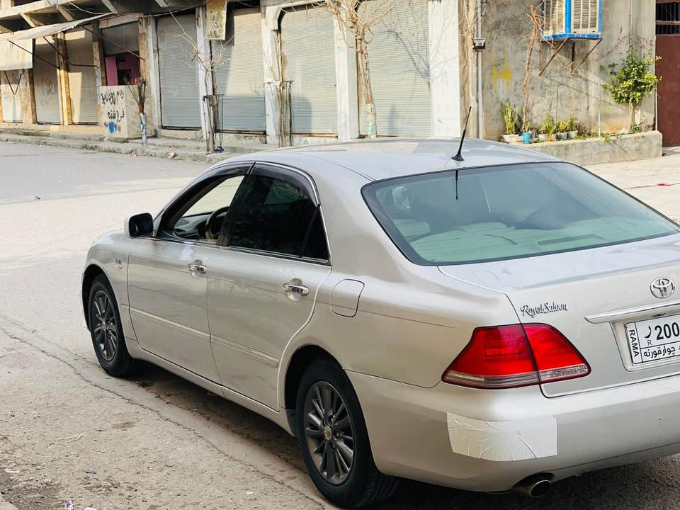 بۆفرۆشتن

٢٠٠٥

بەسمە رەش

سوکان کارەبایو کوشن کارەبای مەزبوت

بریکیشی بەستراوە  

شاهینەی ٨٢

کامل جاهیز شوین لەحیمەکانیش دووبارە لەحیم کراوەتەوە 

دەحامی بۆ دەحامی بەشەرت

شوختو چالو چۆلی نیە 

کەفەر گۆراو نیە بەشەرتی هەزار وەستا

شوین موسەکانیشی هەر پیوەدیار نیە کە بۆیاخ کراوەتەوە 

دوورەنگ نیە

دەشبولی شکاوی تیانیە 

شوین چوارقورنە

$٥١
ژ.م***********
