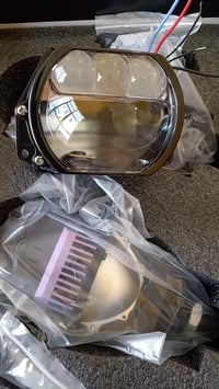 عدسات سيارة • اصليه • وكالة