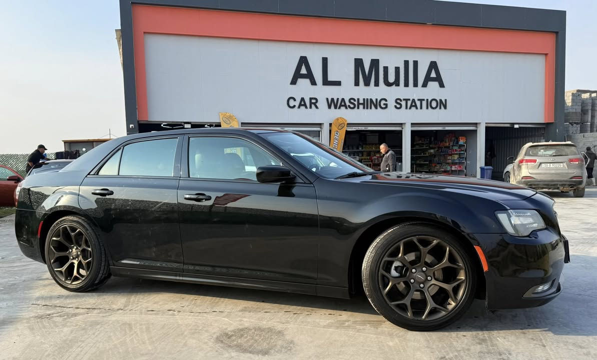 اوباما 2019 S gold
السيارة كلين عدا براد 
العداد 110 ميل
المواصفات…..

بانوراما
الكشنات تدفئة
داخل جلد
و باقي المواصفات مال gold معروفه
السيارة بأسمي التحويل ثاني يوم

السعر 270 وبيها مجال بسيط
للاستفسار الاتصال
***********
