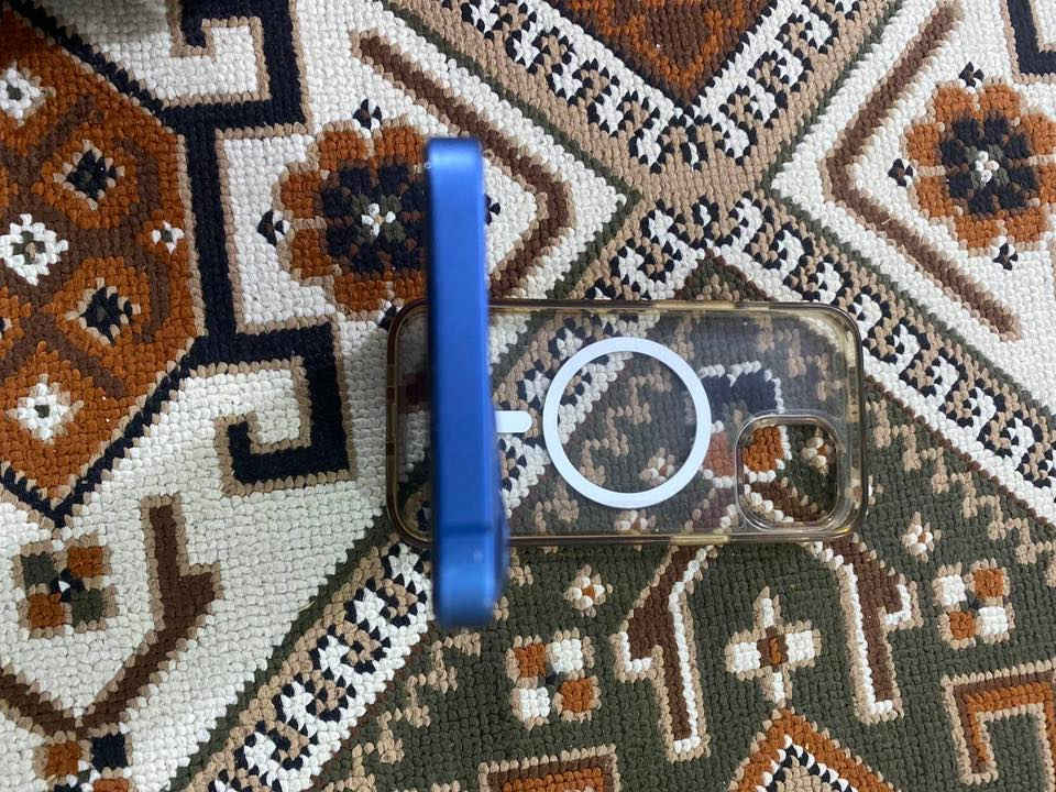 سلام عليكم آيفون ١٣عادي كامل ملحقاته كارتونه موجوده ذاكره ١٢٨ دبل سيم كرت بس مبدل بطاريه السعر 350 تصال ***********
