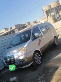 موجود سياره ستاركس طالعه الباب الشرجي الي يحب يروح يتفضل يتصل على هاي ...