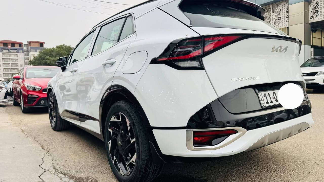 سبورتاج GT LINE 2025
(جيتي لاين) فول 1/1
- وارد خليجي ضمان الدولية 
- بانوراما
- محرك 2.0
- قير أوتو 6 نمر
- 6 ايرباج
- حساسات قدام ورا
- رنقات 19
- تشغيل عن بعد
- الصندوق يفتح كهرباء ذكي
- شاشة بالطبلون
- شاشة تدعم ابل كار بلاي واندرويد اوتو لاسلكي
- كاميرا دوارة
- الكراسي جلد أسود
- تدفئة وتبريد للكراسي الأمامية وتدفئة للمقود
- مثبت سرعة
- أوامر صوتية
- أربع وضعيات قيادة
- فحص أنظمة السيارة
- حساسات ضغط الإطارات
- شفتات بالمقود
- جلنط بصمة
- ABS
- أوتو هولد
- ايزو فيكس
- نظام مانع الانزلاق
- نظام نزول المنحدرات
- إشارة بالمرايا الجانبية
- مخرج طاقة
- حساسات كاملة داير ما داير السيارة
- شاحن لاسلكي للجوال
- السيارة ماشية 19,000 كم
- السعر 252 ورقة

ملاحظة: السيارة فيها طقة بسيطة بالباب الخلفي جهة السايق زي ما هو موضح بالصورة
—————————————————-
المكان بغداد السيدية / تقاطع الدرويش
***********
