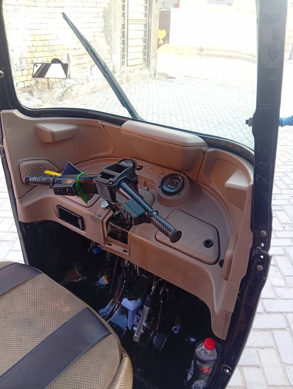 السلام عليكم تكتك  للبيع مدال 21شهر11 عنوات شهداء العبيدي الثالثه تكتك بسمي سعره7و 400 رقم ***********
