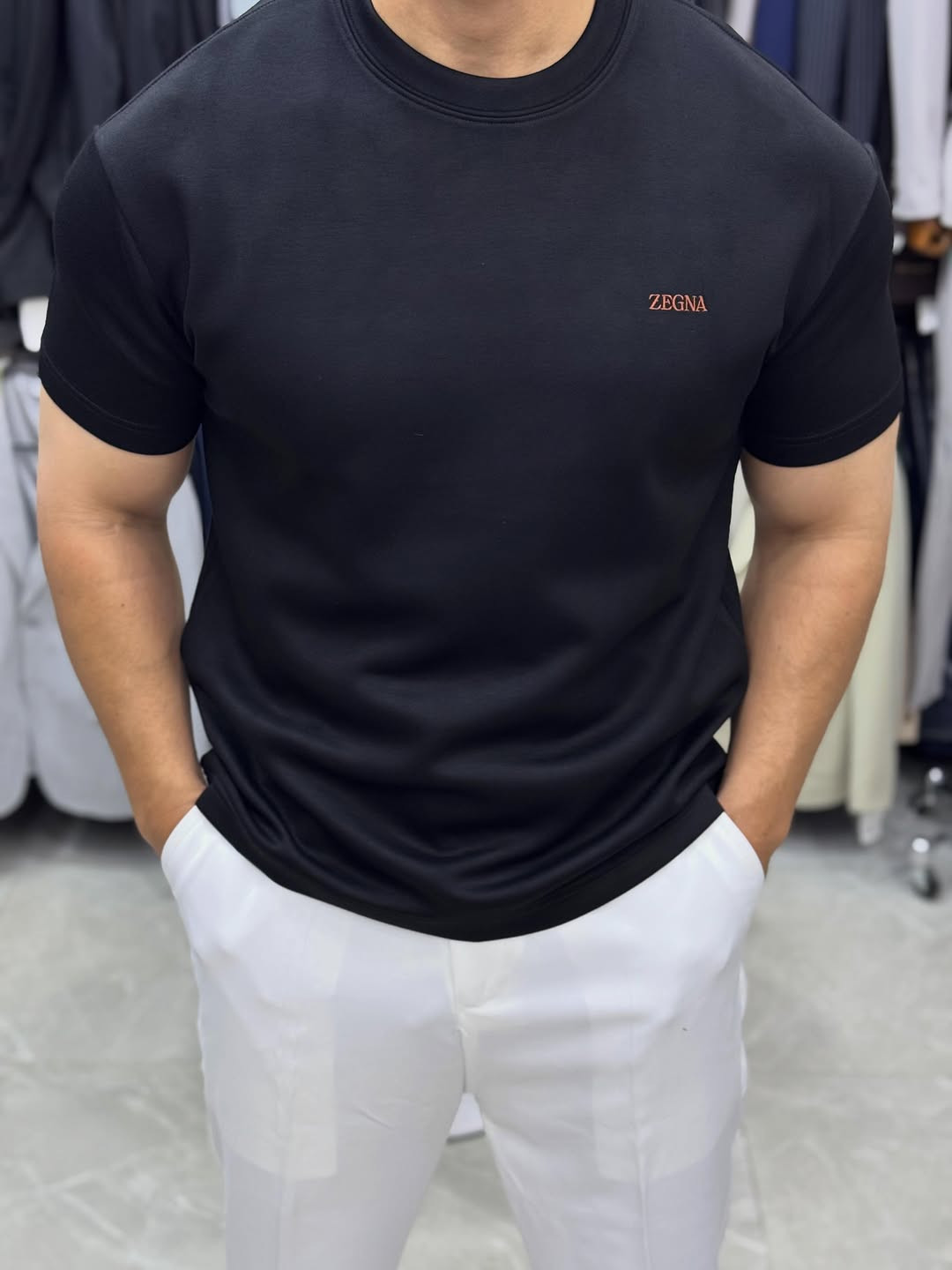 اقلب 4 لون 
خامه زبده ليكرا (بدون كوي )
M l xl xxl xxxl


**إذا كنت صاحب هذا الإعلان وتريد حذفه لأي سبب، رجاءا أرسل رسالة إلى الدعم الفني**