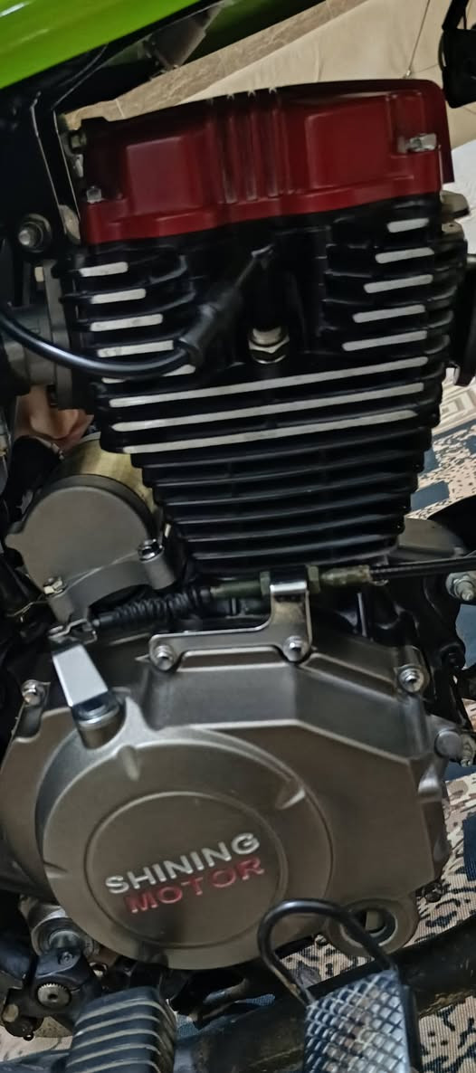 السلام عليكم دراجة شانك مديل2023 طالعة ب2024 اوراق
نظافة الدراجة%100 مكينة مكفولة من كلشي جيب فيتر وفحص الدراجة مكفولة من الشخط كهربائيات كلهه شغالة عالي ناصي دبل اشارة الدراجة احلا من الصور 
السعر: 950وبيهه مجال قليل 
مكان : كربلاء الحر قرب نوارس
الرقم:***********
