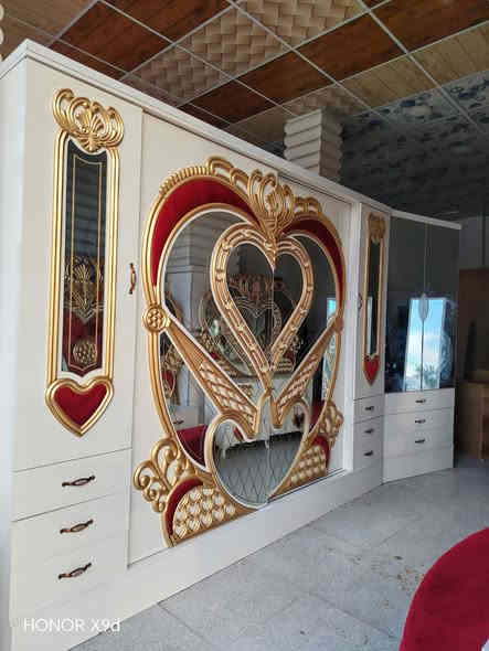 قطع بيع اومراوس العنده يتفضل خاص ***********
