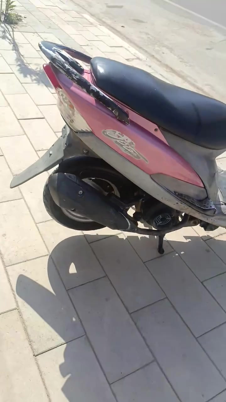 للبيع مفتوحه شقاله سلف وهندر مانقصه شي شلع وناعمه المكينه وسعر 400,وبيهه مجال


**إذا كنت صاحب هذا الإعلان وتريد حذفه لأي سبب، رجاءا أرسل رسالة إلى الدعم الفني**