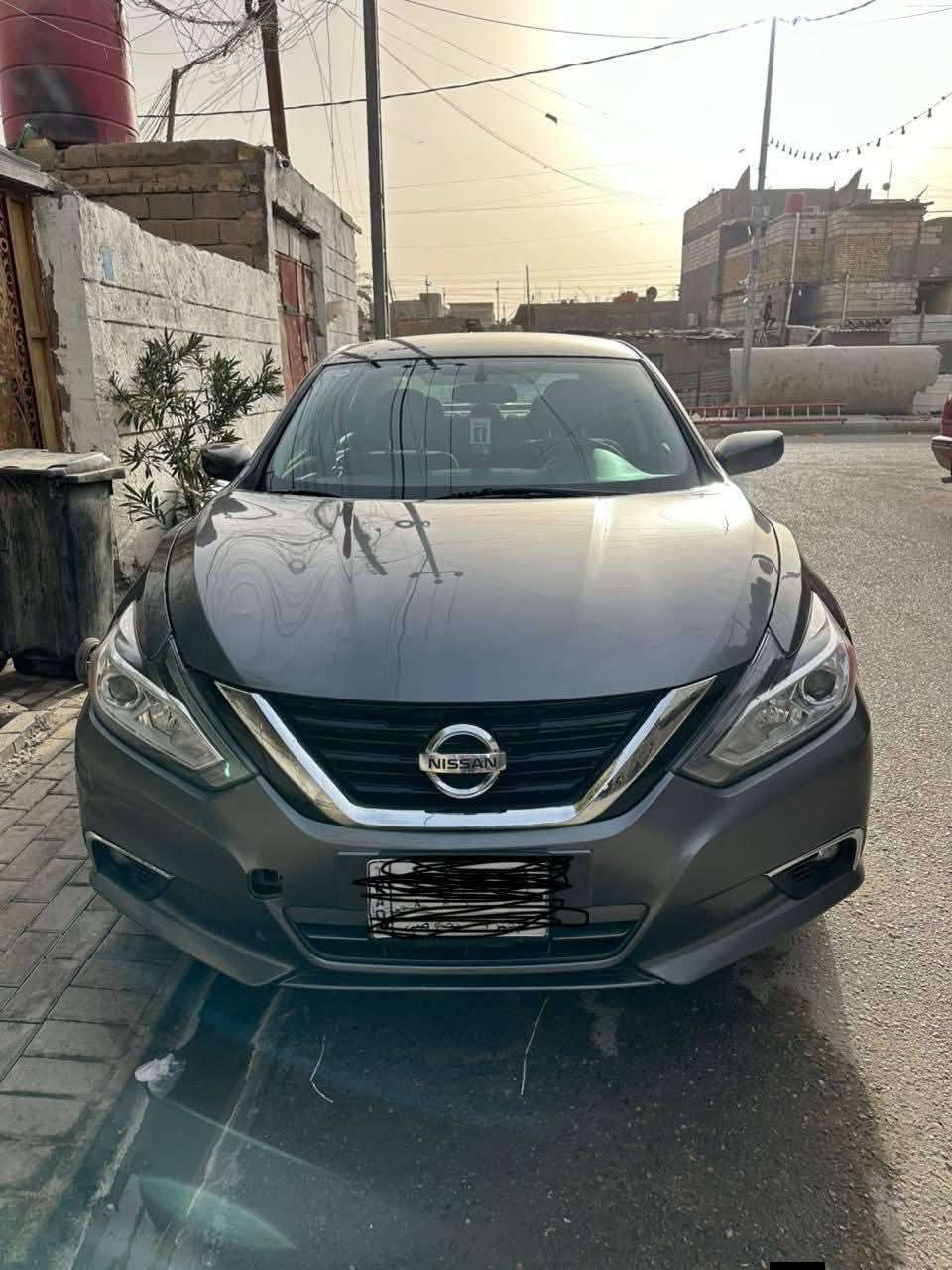 نيسان التيما 2018
رقم بصرة انكليزي باسمي(الرقم جددته انكليزي) 
سنويه جديده لحد 2030 شرط التحويل
فول مواصفات ماعدا الفتحه
مكينه 2500 
تشغيل عن بعد 
تبصمه بيبان 
بصمه صندوق 
تحكم ستيرن 
تثبيت سرعه 
شفتات بالستيرن بلادي
كشنات كهرباء
كشنات جلد
شاشة اعطال
كاميرا خلفيه
مكينه وكير وحداديه كفاله
حادثه مال امريكا موضح بالصور +حادث بالعراق جنطه خلفيه ومرجعه بارد بدون اي صبغ السياره جاهزه بدون اي نقص 
السعر (((120))) وبيها مجال للشراي 
 هذا صاحبه ***********
مكان السياره بصرة خمسه ميل
