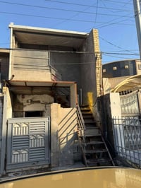 مشتمل للبيع مساحة ٧٥ ويرهم وحدتين سكنية مكانه بغداد حي العامل محلة 803...