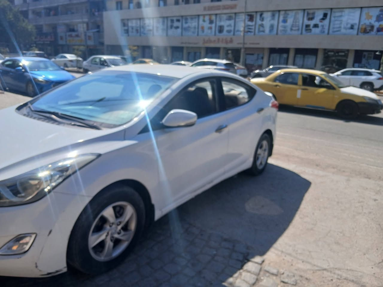 السلام عليكم (مراوس كيا اوبتما)
النترا خليجي موديل 2012
نص فول 
رقم سليمانيه تريد تحويل او وكالة 
سيارة بيه باب سائق وره سائق بارد 
كير مكينة خير من الله
تبريد فول تدفية 
صدر جديد 
السعر 106 بي مجال 
***********
مكان سيارة بغداد 
غير متواجد على فيس
(مراوس اوبتما )
