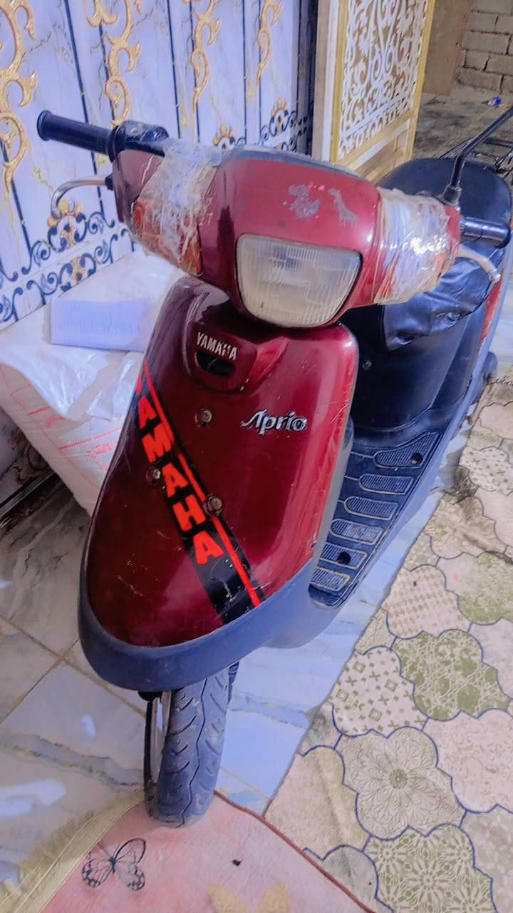 سلام عليكم بتره البيع ما مفتوحه
الناصريه حي شهداء قرب الطاقه شارع
 الخدمي مال تجاوز  سعر 300 و بيه مجال
هاتف ***********
