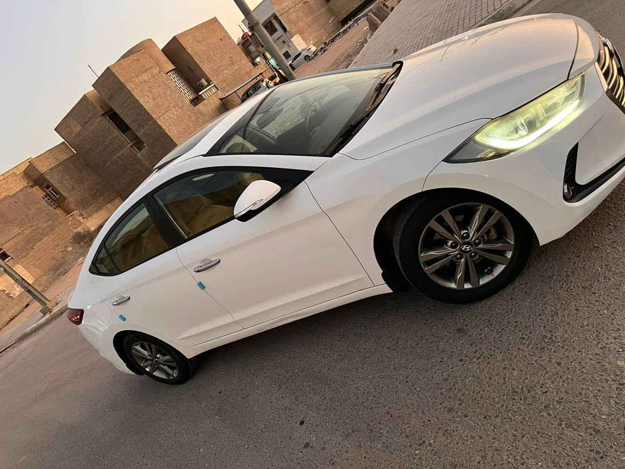 النترا 2017 خليجي مكفوله  فول مواصفات
 السعر 147ورقه مكاني كربلاء ***********
