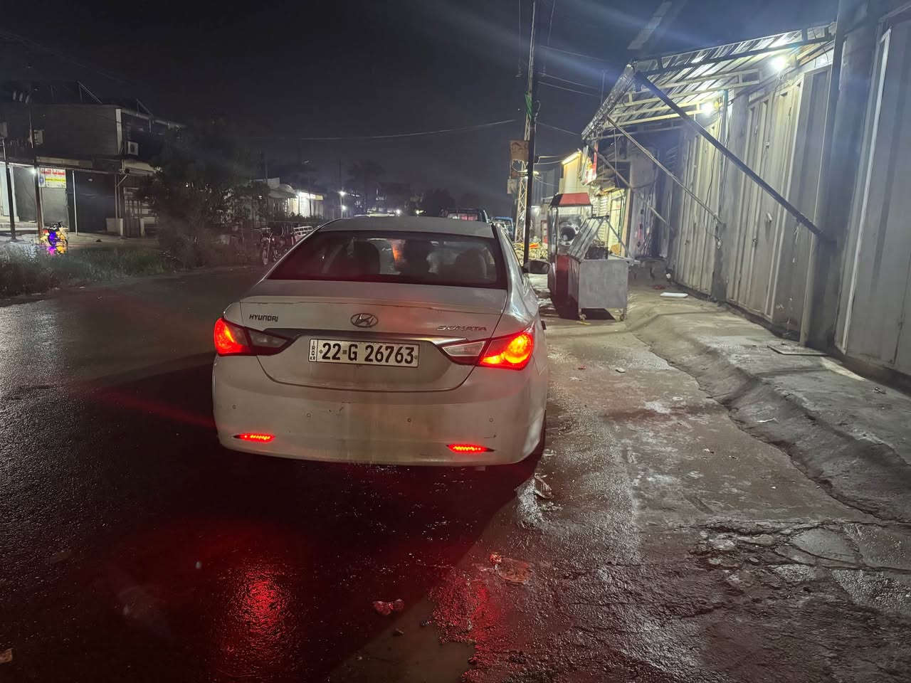 سوناتا 2011 اربيل خليجي محرك اربعة سلندر عليها منضومة غاز ب 9000 دينار تميشيك ٣٠٠ كلم انسى الصرف جاملوغ اليسرى والبنيد مصبوغ من اخذتها صار اربع سنوات شغل وطلع 
تحكمات ستيرن 
حساس خلفي 
محرك وكير لا تبخير ولا تنقيص  خير من الله 
تايرات بحالة ممتازه 
السعر 108 وبيها مجال للاستفسار ( بيع فقط ) العنوان  ديالى الخالص / *********** و *********** 
غير متواجد عل الفيس Colombo, Sri Lanka
