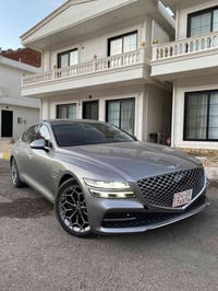 جينيس G80 • ٢٫٥ لتر توين تيربو • ٢١ الف ميل