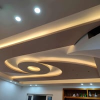 كهربائي متفرغ لتأسيس بيوت ومحلات مرحله اولى ومرحلة ثانية حسب الطلب بسع...