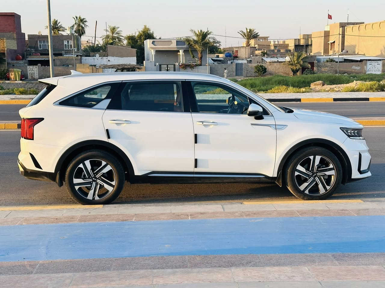 السلام عليكم ورحمة الله 

📍سورنتو موديل ٢١ خليجي ٦ سلندر

📍مكفولة كفالة عامه

📍ماشية ١٣٢ كم .. 

📍رقم بغداد مشروع وطني.

📍دواخل جلد 

📍كراسي كهرباء

📍جنطة كهرباء

📍تبريد ٣ قطع 

📍شاشه حجم كبير

📍حساسات امامي خلفي

📍كامره امامي خلفي

📍حدادية جديده 

📍تشغيل عن بعد

📍لايت زنون

📍ترحيب عن الاقتراب

📍شاحن وايرلس

📍 اناره داخلية لد 

📍محرك وكير مامفتوح ع وضع لشركة.

📍المكان :واسط /قضاء الحي

📍السعر 265 وبيها مجال بسيط بيع فقط  

 📍للاستفسار واتساب او الاتصال :

***********
