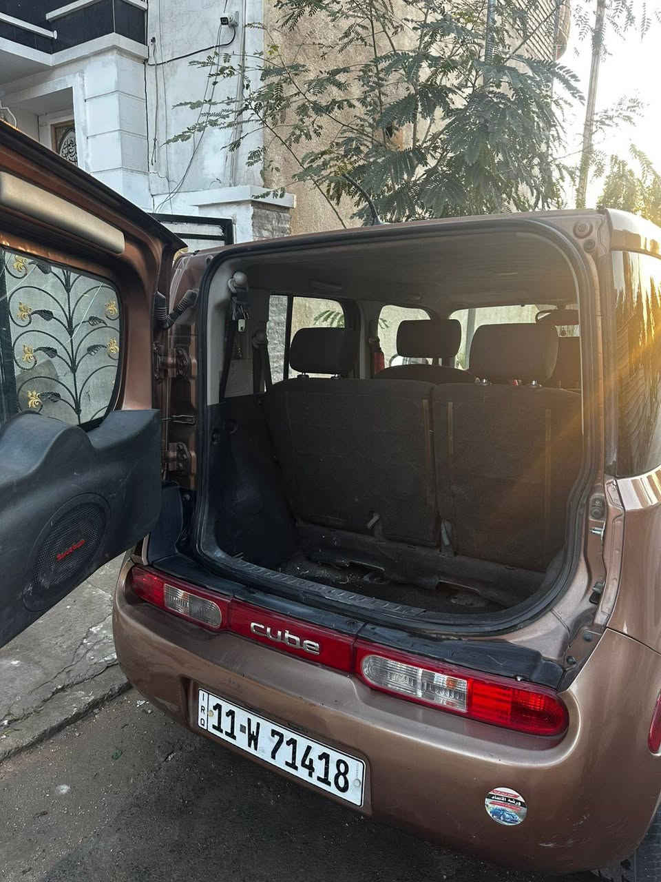 نيسان كيوب موديل ٢٠١٢ محرك ١٨٠٠ كير اوتماتك  بصمه تبريد ثلج بدون قطره صبغ غراضه متوفره وعندي ارقام لوكلاء محرك وكير وصدر نفس غراض لفيرسه سعر ٦٥ بيها مجال ***********
