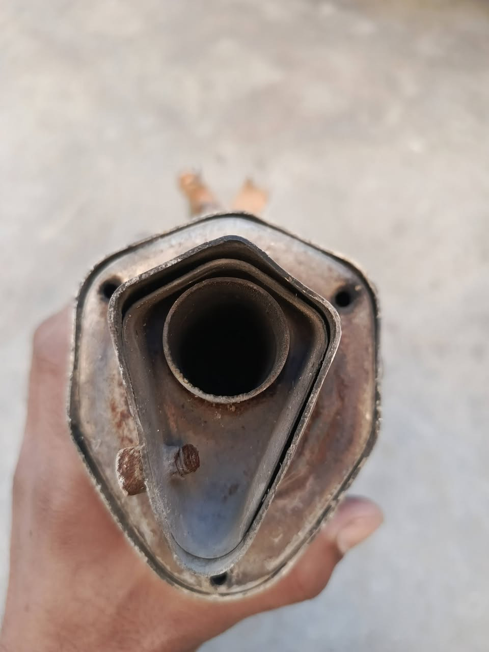 للبيع للبيع
صالنصه _( توبو)_
معروفه ما يحتاج اوضح 
صوت  وفصله  راقي 
رياضي بمعنه الكلمه 
كاربون فايبر سعر التوصيل عارقم ***********
اتصال فقط 
مكاني كركوك
