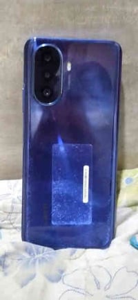 موبايل للبيع 150وبي مجال بس ما بي ملحقات  لا شاحنه لا كارتونه بس الكفر...