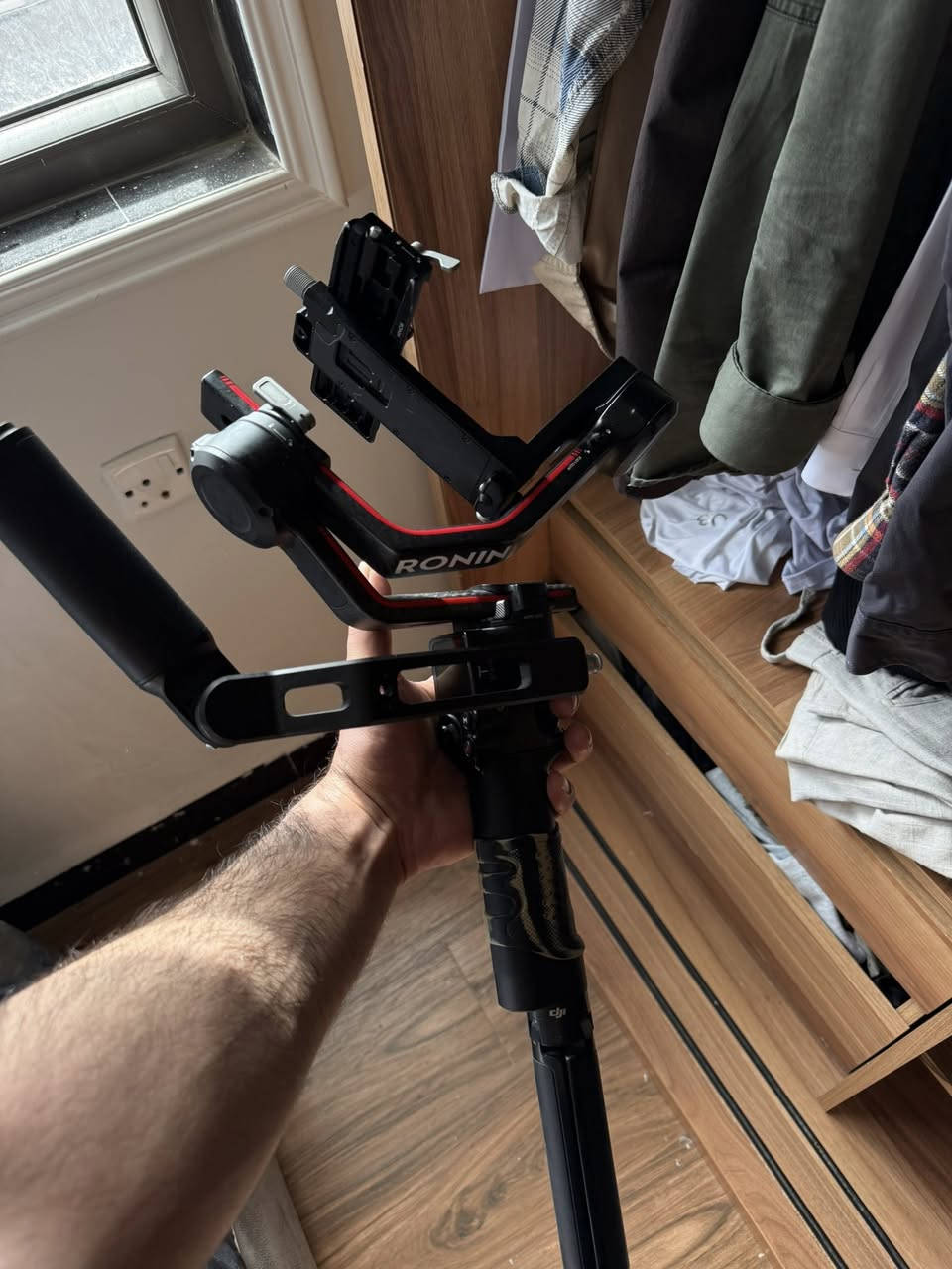 رونين rs3 pro للبيع نظافة 99‎%‎ التواصل على الرقم ***********
