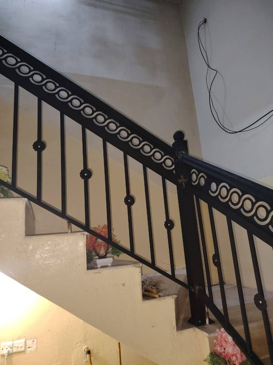 حدادة السلطان
عمالنا حسب الطلب
للطلب والاستفسار
*********** اتصال
*********** واتساب
