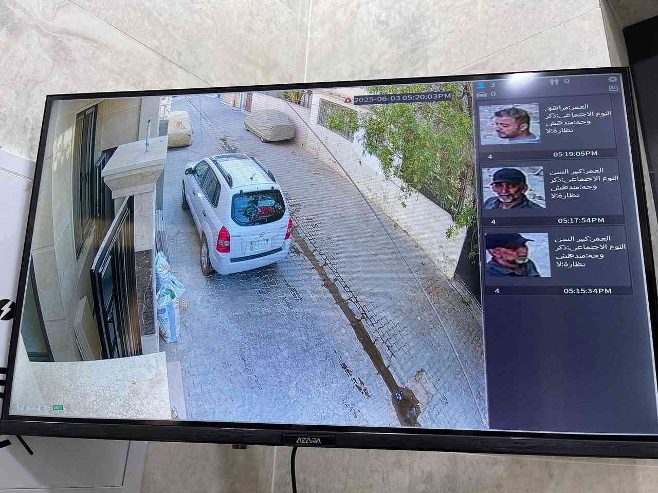اعمالنا في مدينة الحرية 
اعلى العروض وافضلها مع خاصة الذكاء الاصطناعي 

منظومة دهوا تجميع باعلى المواصفات 
دقة 5 ميكا فول كلر صوت وصورة 

خاصة الذكاء الاصطناعي هي:-
1️⃣ - تصوير اي شخص يصلك قرب المكان بصورة خاصة صوت 
     وصورة ولقطة فديو ١٠ ثواني .
2️⃣-ممكن تحديد الأشخاص المخولين من قبل النظام بعد 
       ادخال بيانات من قبل المستخدم.
3️⃣-تفعيل إرسال صور الأشخاص على الهاتف.
4️⃣- حفظ صورة آخر شخص كان بالموقع قبل فقدان او 
         سرقة جهاز وإرسالها على الهاتف

📌المواصفات
🔺4 كاميرات دقة 5 ميكا فول كلر صوت وصورة دهوا اصلي
     دبل لد ( تصوير ليلي نهاري ملون حتى بدون انارة)

 🔻ديفيار 4 جنل دقة 5 ميكا نوع دهوا يشغل كل انواع 
      الكاميرات ويدعم تسجيل الصوت مع تصوير الوجوه 
     والتعرف عليها بالذكاء الاصطناعي 

🔻هارد 1تيرا اصلي .

🔺كيبل رولة 100م مسلح ونحاس ومقاوم كافة الظروف الجوية 

🔺جهاز يو بي اس نوع ليثيوم اصلي يشغل منظومة الكاميرات 
     مع منظومة الانترنت ٣ ساعات حقيقي ويعتبر جهاز حماية 
     ومنظم فولتية وتلغي كافة المحولات.

🔻بوكسات عدد 4 خاصة بالكاميرات لحماية الفيش من 
     الرطوبة والعبث وتعطي شكل لائق للكاميرات

🔻فيش كامله خاصة بالكاميرات

🔺كيبل اج دي 4k

🔻ممكن ربط المنظومة على الانترنت وتراقيب وانت باي 
     مكان بالعالم

🔺ضمان سنه حقيقي

🔴لمزيد من المعلومات مراسلتنا على الخاص او الاتصال على الرقم
***********
***********مهندس محمد
