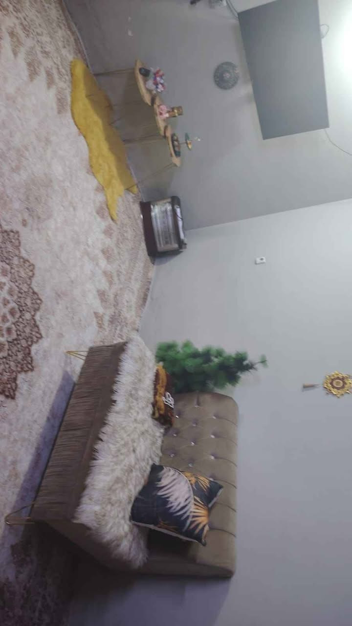 ديوان 7 امتار شغل توصا مو سوكي تكمة شغل درجة اولى اخو الجديد استخدام كلش قليل لون وموديل كلش حلو بالشرط لوك لوك للبيع السعر 275 بي مجال قليل
عنوان /سايدين دوميز الجمعية قرب اق صو مول مقابل الملعب الترابي *********** كركوك, العراق
