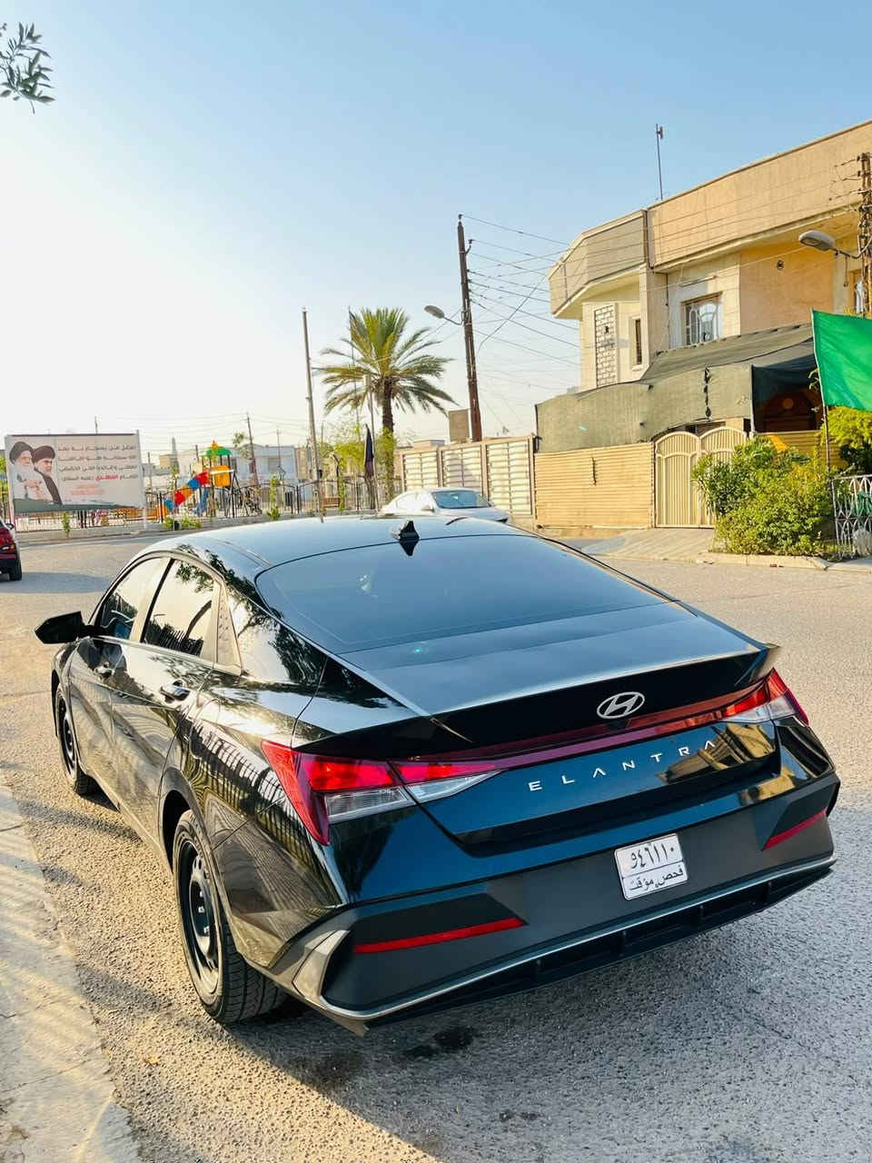 السلام عليكم النترا 25 لون اسود دخول جديد  باسمي منفيست السيارة حادثها بنيد ايرباك دركة مااشية 23 الف  
تبريد راديترات شركة

المواصفات

 بصمة 
لايتات زنون 3 عدسات
شاشة دجتل
سستم صوت 
فول بصمات
شاشة كبيرة 
محرك 2000 دوش 🚀
كامرة دوارة
بصمة صندوك
ترحيب عند الاقتراب
صندوق ذكي
دخول ذكي 
بصمة ابواب
تشغيل عن بعد
رادار امامي
رادار خلفي
رادار جانبي
تدفئة كشنات
تدفئة ستيرن
تحديد مسار
قيادة ذاتية
توقف ذاتي 
تنبيه عند مغادرة المسار
كروس سرعة
وضعيات قيادة
صندوق ذكي
وبعد هواي مواصفات بيها

سيارة جاهزة وكاملة بدون نقص

السعر 132 بيها مجال بسيط

بغداد تقاطع درويش ***********
