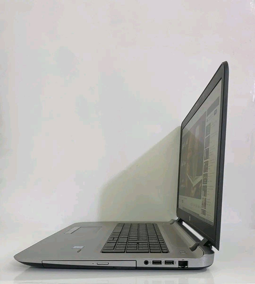 17.3 انش بكرت شاشة خارجي ب299 الف فقط 🔥
لابتوب يجمع بين القوة والاناقه والسعر التنافسي ✨💫

HP ProBook 470 G3

المعالج : core i7 الجيل السادس فئة U-قوة وأداء ممتاز ومستقر 💪🏻

كرت الشاشة الداخلي : 4 كيكا انتل 

كرت الشاشة الخارجي: 2 كيكا-AMD Radeon R7 M340-اداء رسوميات خرافية 🌈

الرام: 8 كيكا سلاسة عالية 🏎

الهارد: 256 كيكا SSD-حجم كبير وسرعة عالية 🗄

الشاشة: حجم عملاق  17.3 انش دقة خرافية FHD  🖥

كيبورد عربي انكليزي ليزري ضوئي ✍

بطارية ممتازة 🔋

اللابتوب يحتوي على كافة التطبيقات الأساسية ✨

تطبيقات الأوفيس مفعله ✨

مع هدايا

ماوس وماوس باد لسهولة الاستخدام 🖱️ 

جنطة لسهولة التنقل 💼

شاحن اصلي 🔌

الضمانات: 

ضمان فحص كامل قبل الاستلام والدفع 💳

ضمان اسبوع كامل 💯

.......................

اللابتوب ممتاز جدا للموظفين والطلاب ومثالي لاصحاب المكاتب والطابعات باستخدام الوورد والاكسل وممتاز لمشاهدة الأفلام واليوتيوب بجودة عالية وسلاسة فوق الخيال وممتاز لعدد كبير من الألعاب مثل PUBG و Minecraft بسبب مواصفاته القوية 💪

.......................

 السعر 299 الف دينار !🆕! شامل التوصيل لجميع المحافظات 🚗

للاستفسار واتساب: ***********
