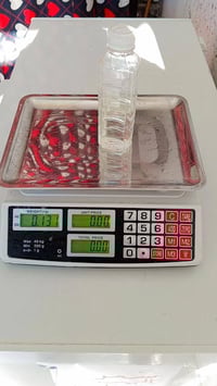 ميزان إلكتروني • شاحن أصلي • حي البكر