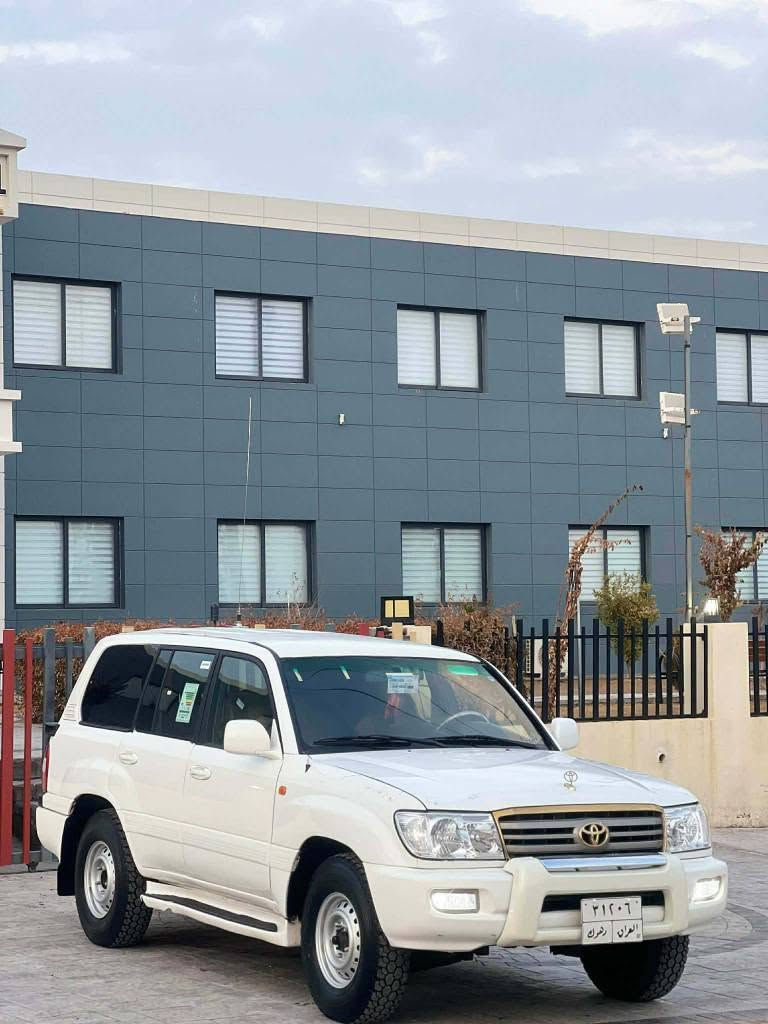 مۆنیکا 2003 سێ ڕوبح 
سبوغ عام بو جوانی بێ دعم لێدران 
  موس بڕاوە وەرگەڕان بەشەرت
یەک ساڵ سەنەوی بەسەر چووە 
دوو وەرەقە غرامەی تیایە دەدەمەوە
گێرو مەکینە تەقەوڕەقە ئەکسل بەشەرت
سعری 115 مەجال شوێن هەولێر
*********** أربيل, العراق
