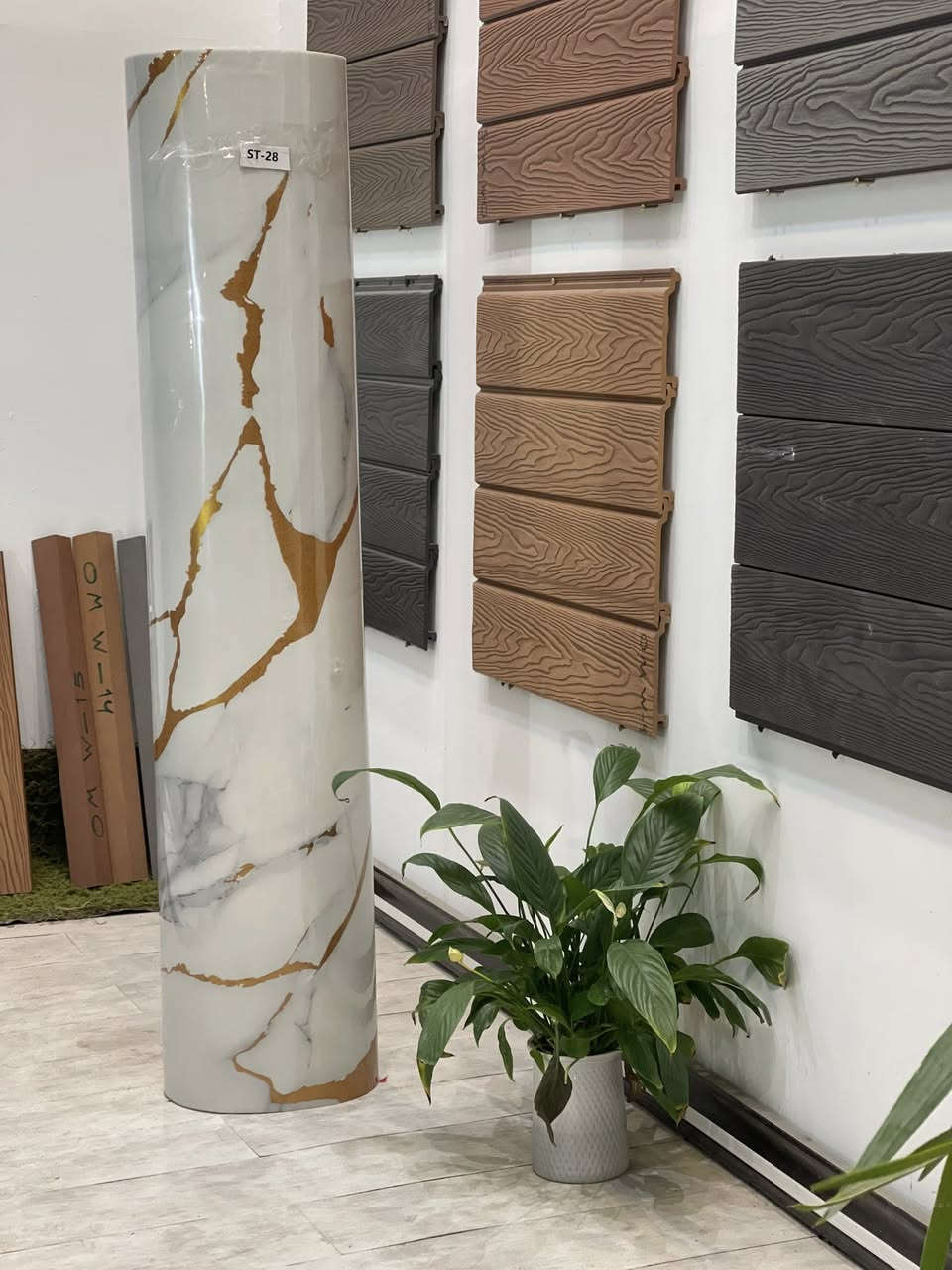 تفاصيل القطعة ارجو اكمال القراءة :

قياس القطعة ٣ متر طول عرضها ١٢٠سم
لاصق ذاتي منه وبي اشلع والزك 

يعمل على جميع الاسطح لبخ سواء مصبوغ او لا غير مصبوغ_ اسمنت ناعم_ سيراميك- جدار بي رطوبة 🎗

توصيل جميع محافظات العراق ٥ الف فقط  كل العراق موجود توصيل كل المحافظات توصيل ٥ الف 

ملاحظه اذا كان الطلب ١٠ قطع فما فوق التوصيل مجاني
***********
***********
بابل المسيب حي الموظفين مقابل معمل الحرير
