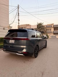 حبايبي كيا كرنفال بانزين  موديل 2023  مكينه ٦ سلندر فول مواصفات vip  ٧...