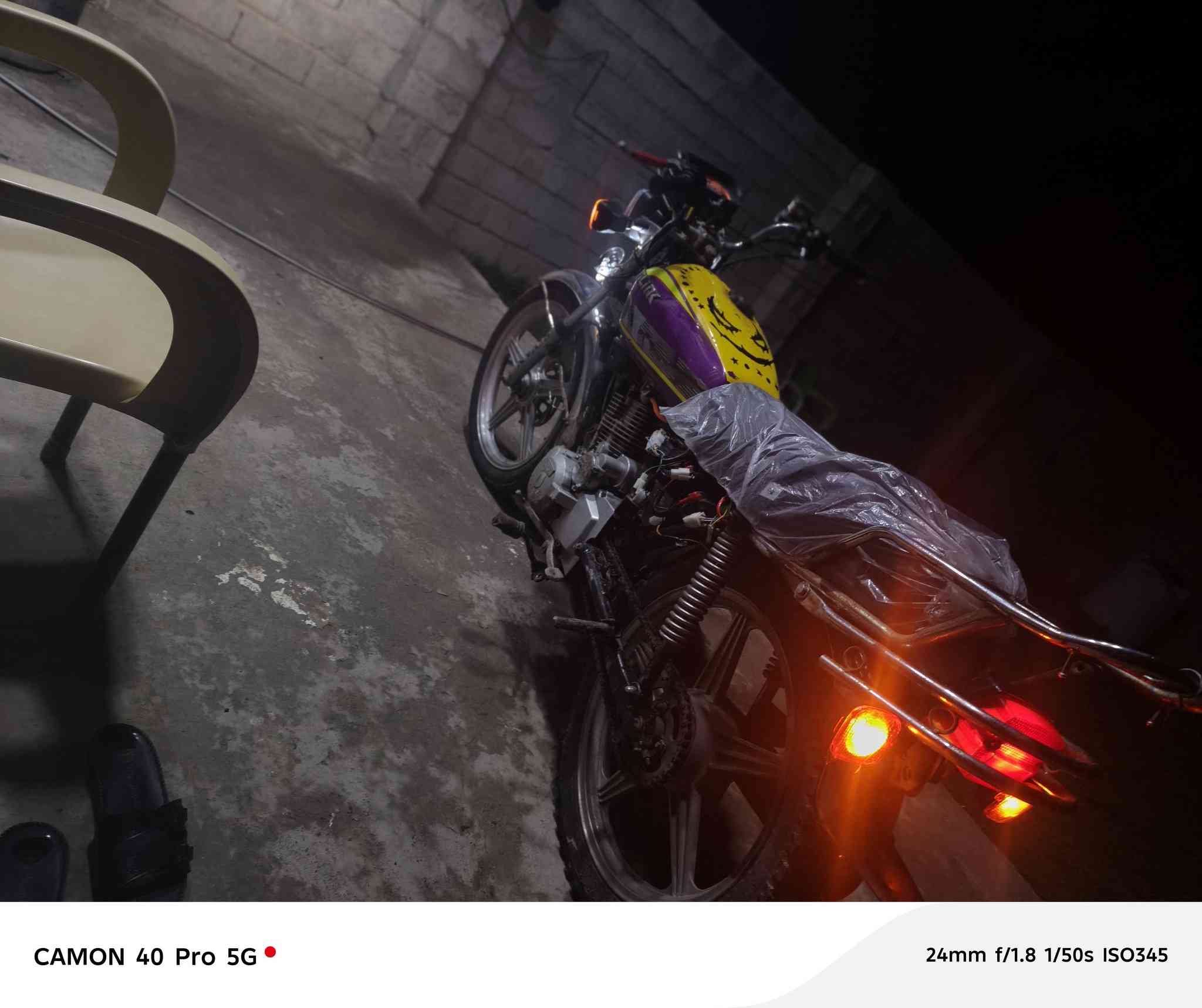 سلام عليكم دراجة لبيع سيفون موديل 17 دراجة خير من الله محرك لولي معدل وسرعة فول ما مفتوحة ولا سبانة سعر 350 وبيهة مجال لطيبين لموشراي لا يكسر بسعرهة رقم ***********رقم ثاني ‏‪***********‬‏
